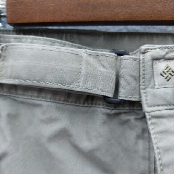 Columbia Mens Khaki Cargo Fishing Shorts With Adjustable Waistband & Mesh Pocket - Picture 4 of 11